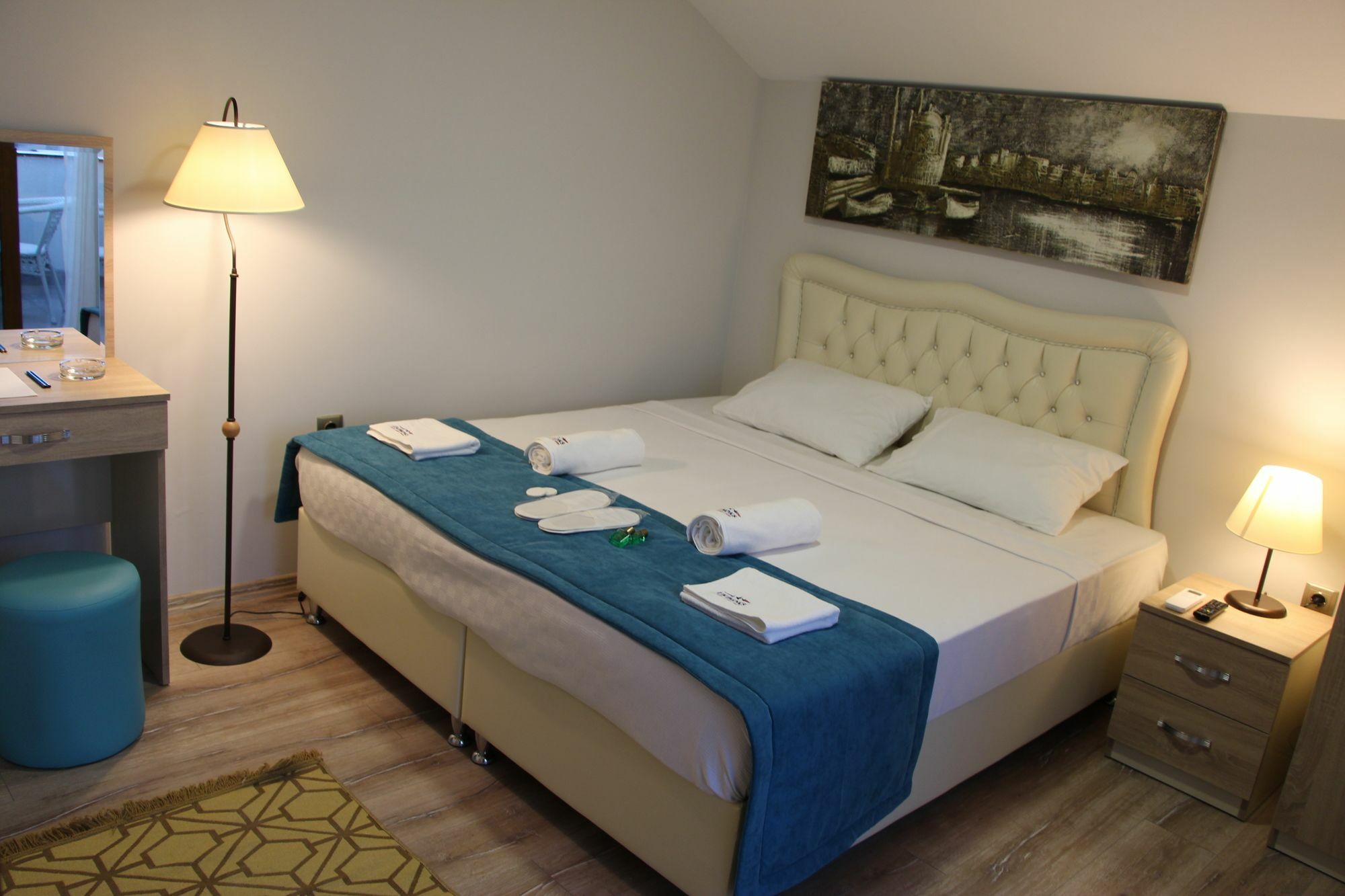 Ekinoks Suit & Apart Otel Трабзон Екстериор снимка