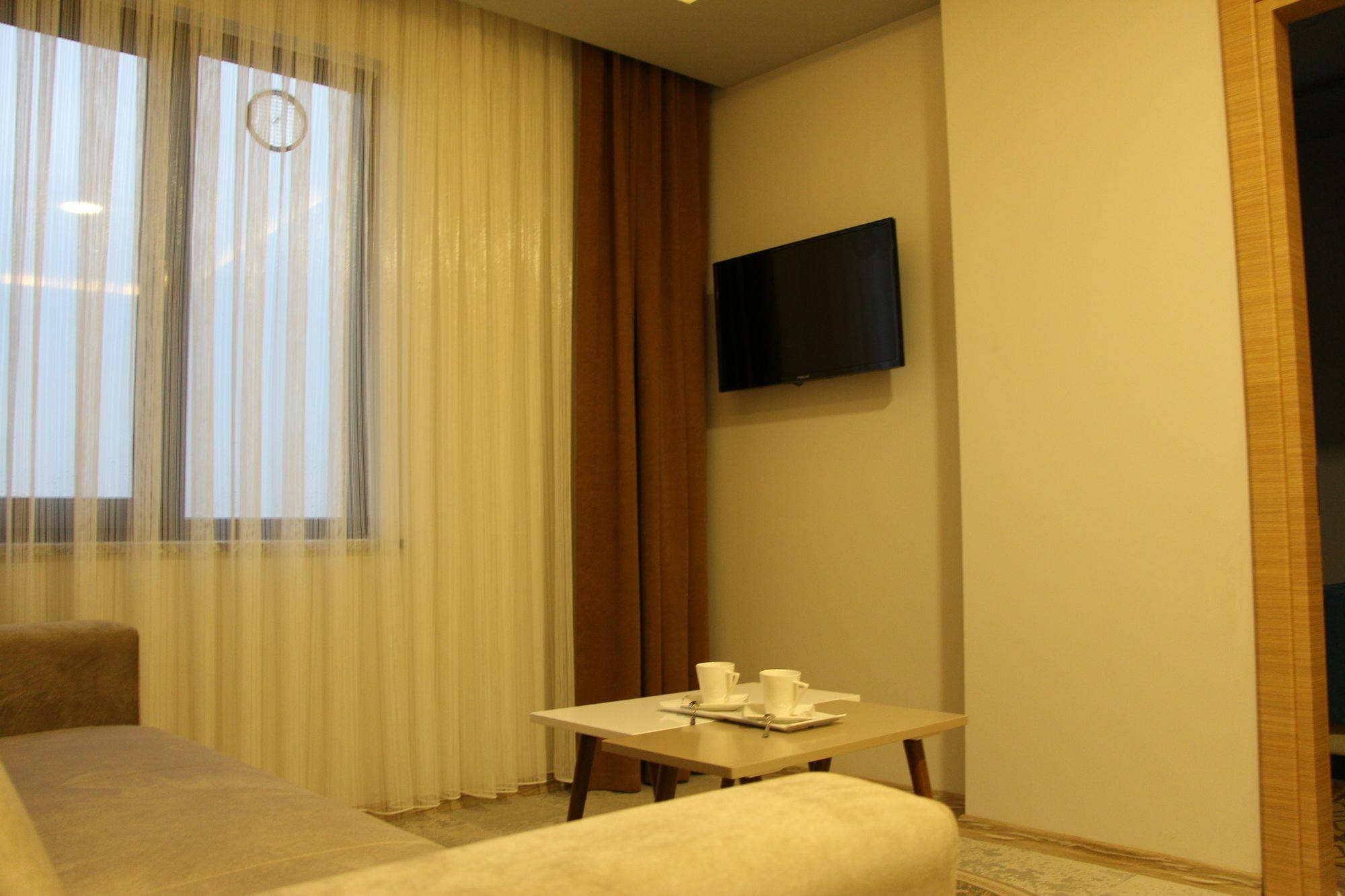Ekinoks Suit & Apart Otel Трабзон Екстериор снимка